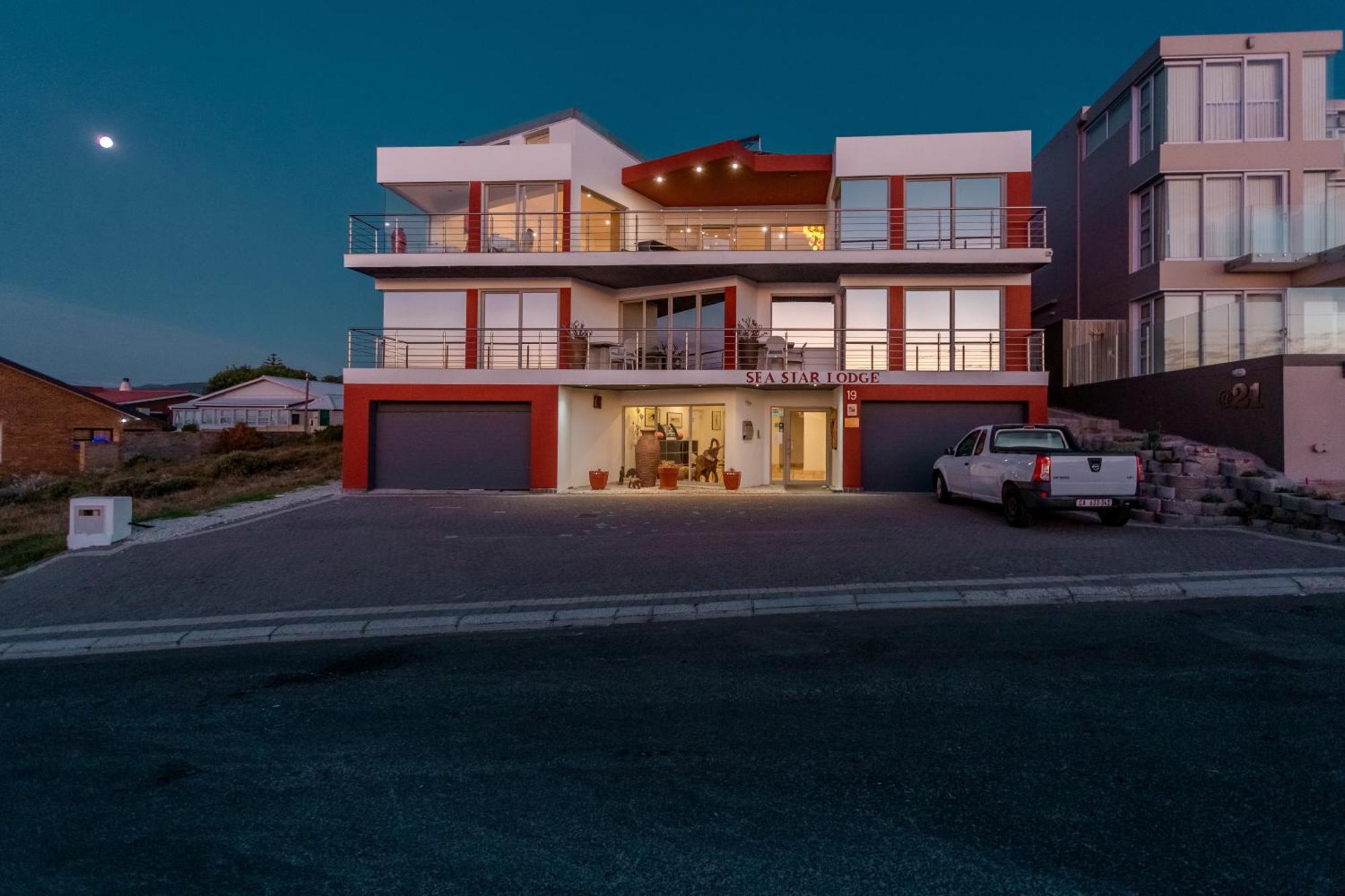 Sea Star Lodge Gansbaai Exterior photo